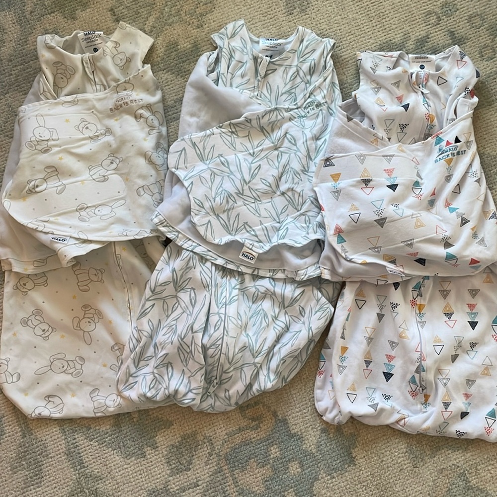 3 Halo sleep sack swaddles EUC 3-6mo